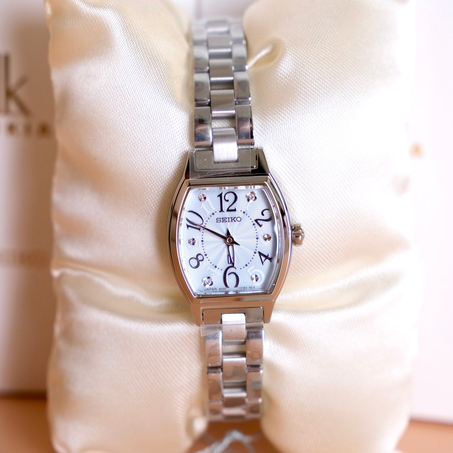 Seiko Lukia SSWA011 Happy Collection Quartz Watch with Diamonds